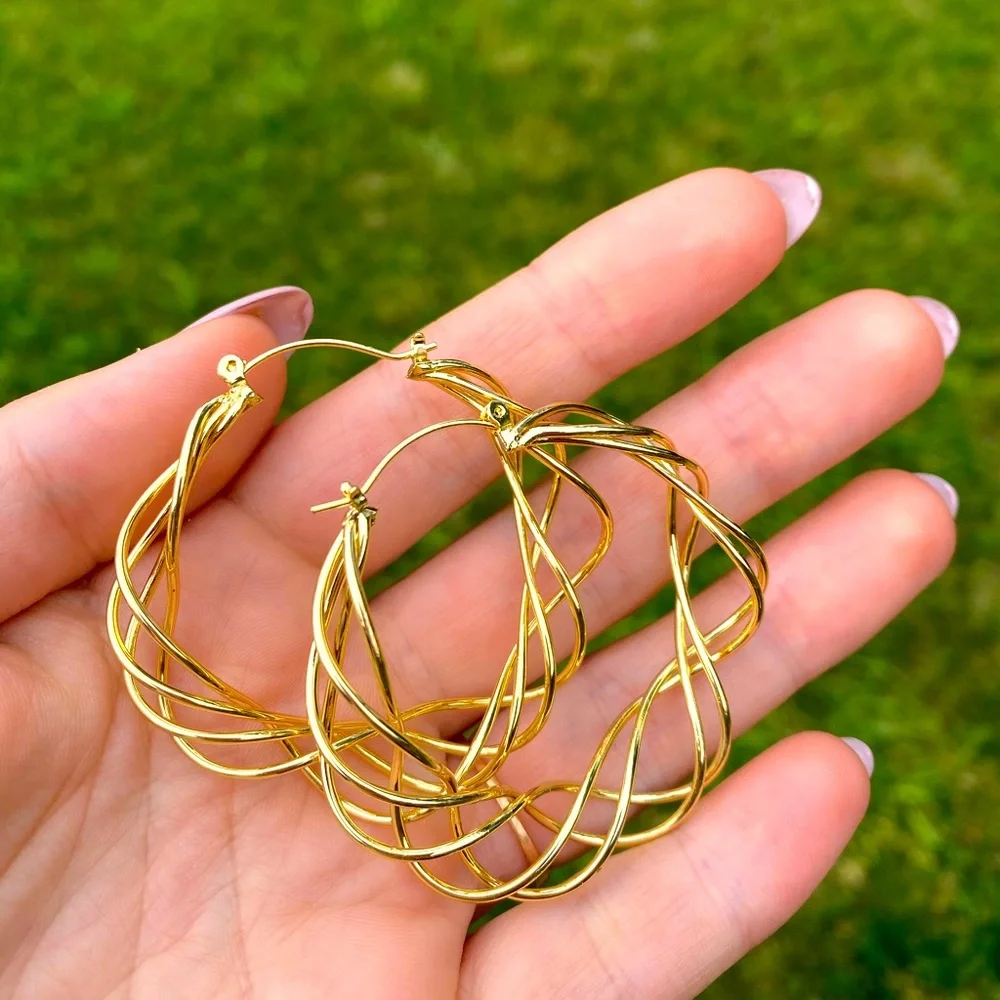 New 18k gold plated hoop earrings - Picture 1 of 5